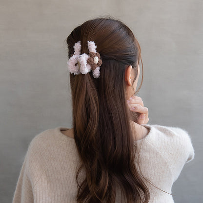 ヘアクリップ 毛糸 かぎ編み フラワー もこもこ ロール バンスクリップ