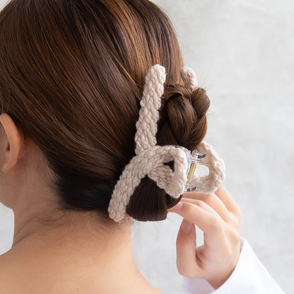 ヘアクリップ 毛糸 ニット編み ロール バンスクリップ