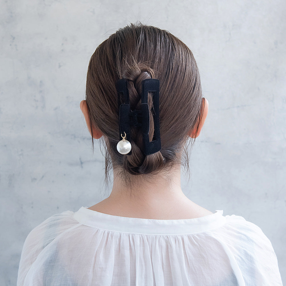 ヘアクリップ フロッキー スクエア パール バンスクリップ
