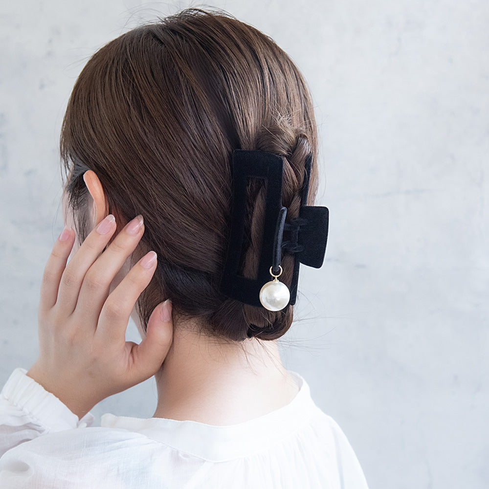 ヘアクリップ フロッキー スクエア パール バンスクリップ
