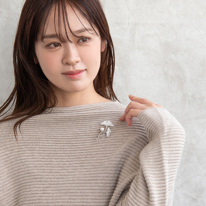 ブローチ メタル キュービックジルコニア 淡水パール イチョウの葉 ピンタイプ