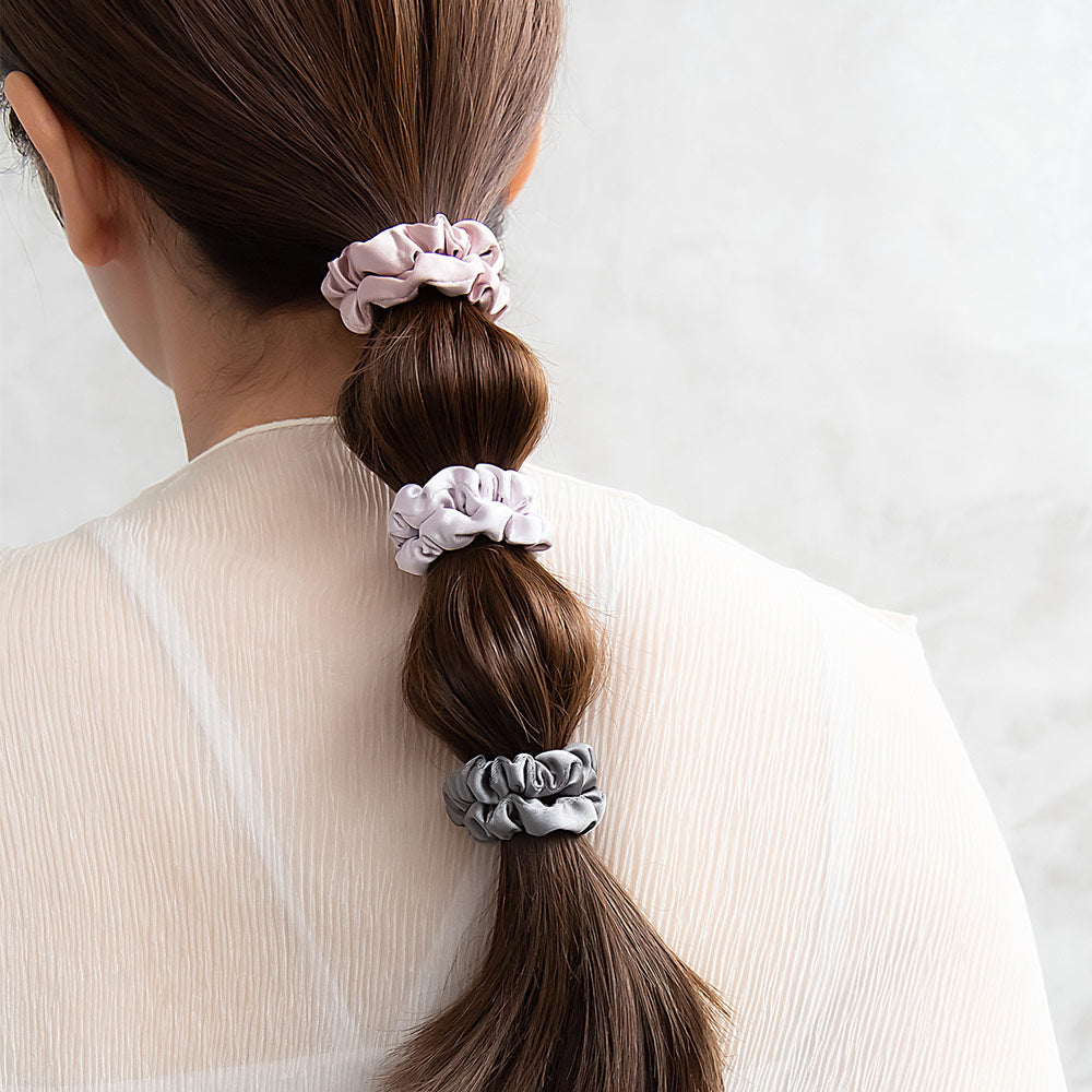 heyep ブラック フラワー　シュシュ　ヘアゴム 2個セット Flower Scrunchie 2 Piece Set-フラワーシュシュ2ピースセット