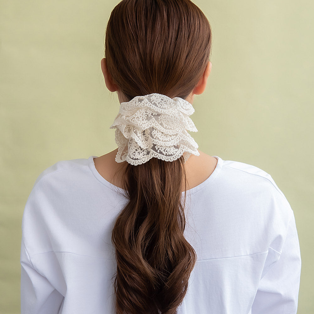 シュシュ スカラップ チュールレース 刺繍 ビッグ ボリューム ヘアゴム ヘアポニー