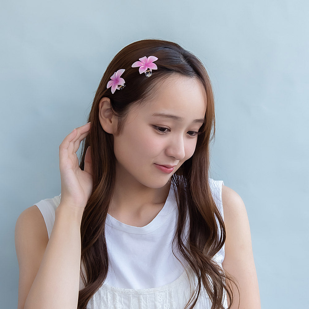 アッカクリスマス限定ビジュー付きホワイトヘアクリップ アッカ ［ acca ］ フラワー スワロフスキー クリップ ホワイト