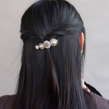 ヘアクリップ パール メタル 透かし ボタン フラワー