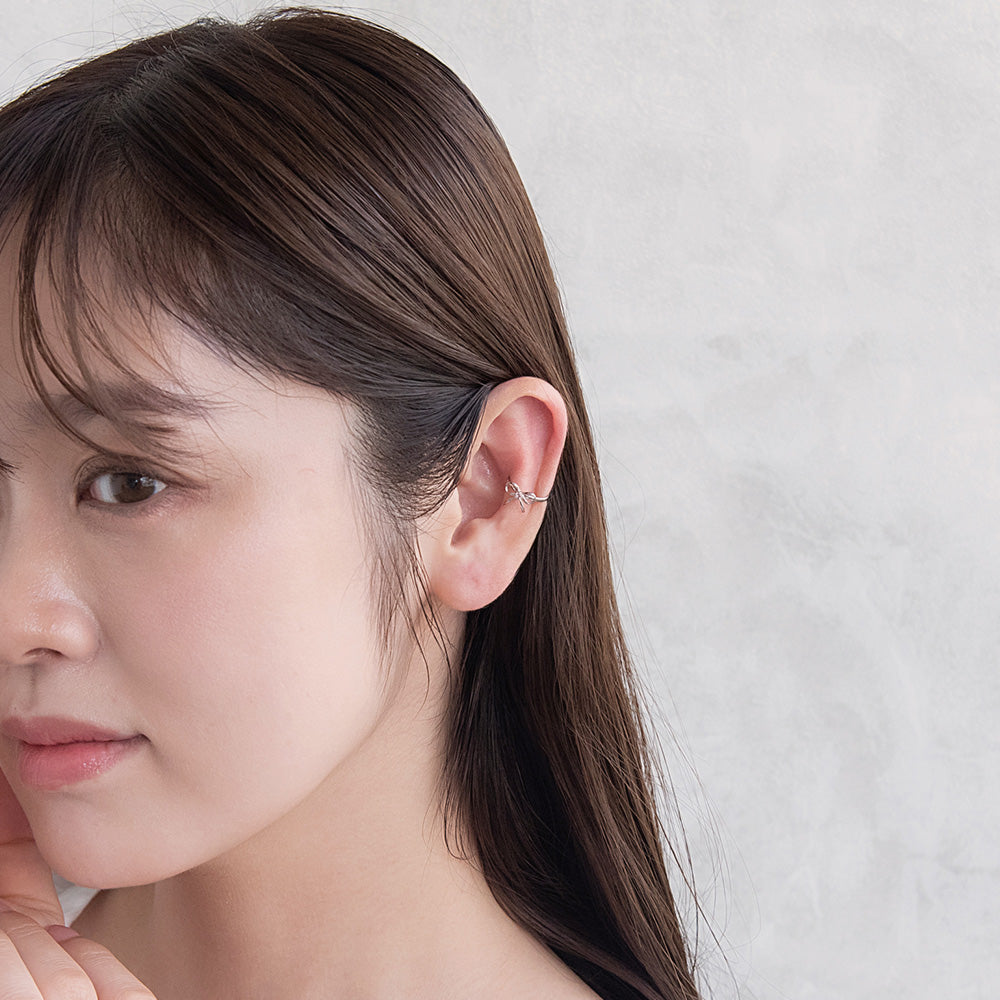 イヤーカフ ニッケルフリー メタル リボン イヤリング 【左耳用】
