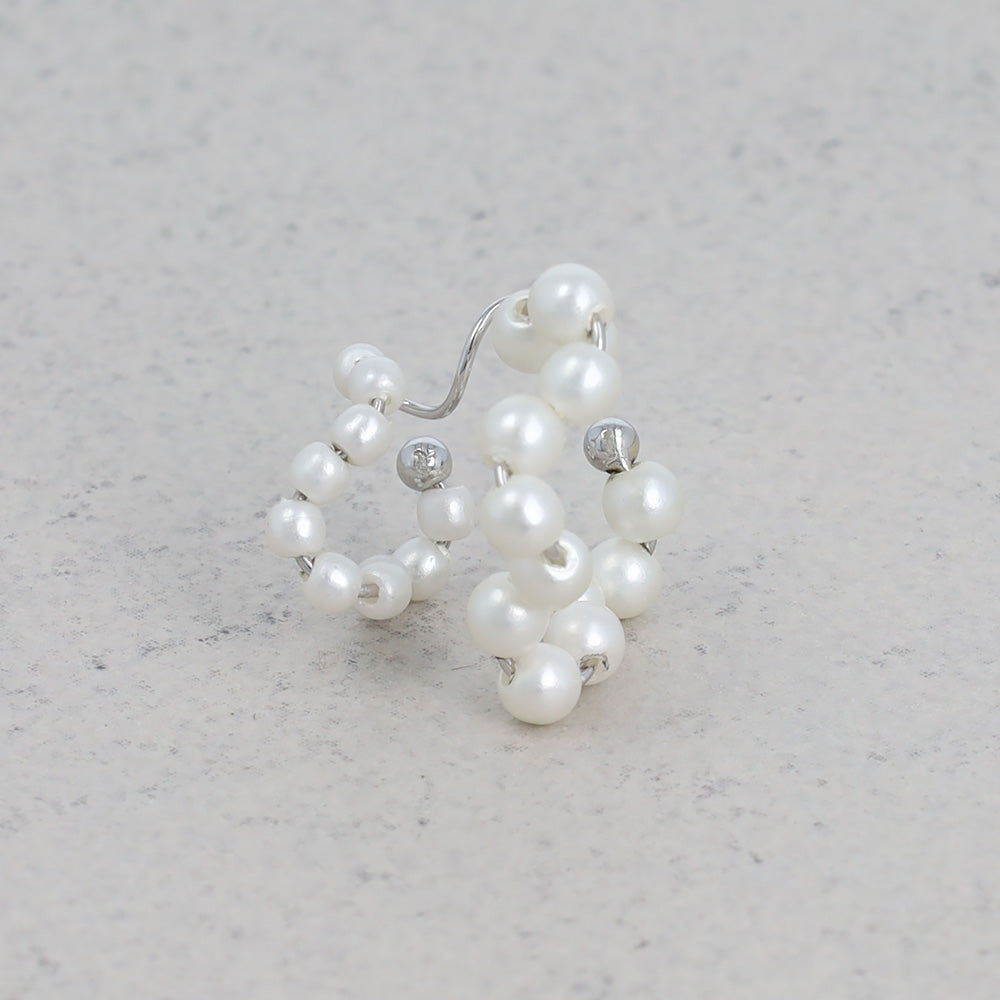 イヤーカフ ニッケルフリー パール ダブル ウェーブ イヤリング 【片耳用】