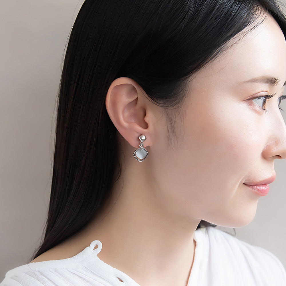 イヤリング ニッケルフリー メタル 合成キャッツアイ スクエア ネジバネ式イヤリング