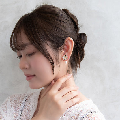 Classy イヤリング ニッケルフリー メタル ワイヤー フラワー 半透明 パール ビーズ ネジバネ式イヤリング