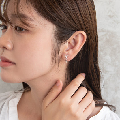 イヤリング ニッケルフリー メタル ミニ ストーン レクタングル 下がり ネジバネ式イヤリング