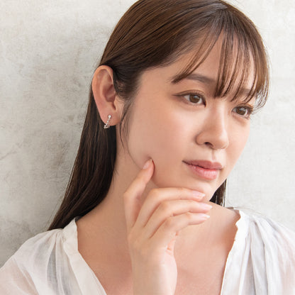 イヤリング ニッケルフリー メタル ミニ ストーン 連爪 ライン ネジバネ式イヤリング
