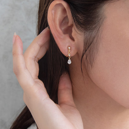 イヤリング ニッケルフリー メタル キュービックジルコニア ミニ ストーン ドロップ 下がり ネジバネ式イヤリング