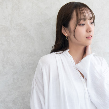 イヤリング ニッケルフリー メタル ワイヤー カーブライン ミニ フラワー カラーストーン パール ネジバネ式イヤリング