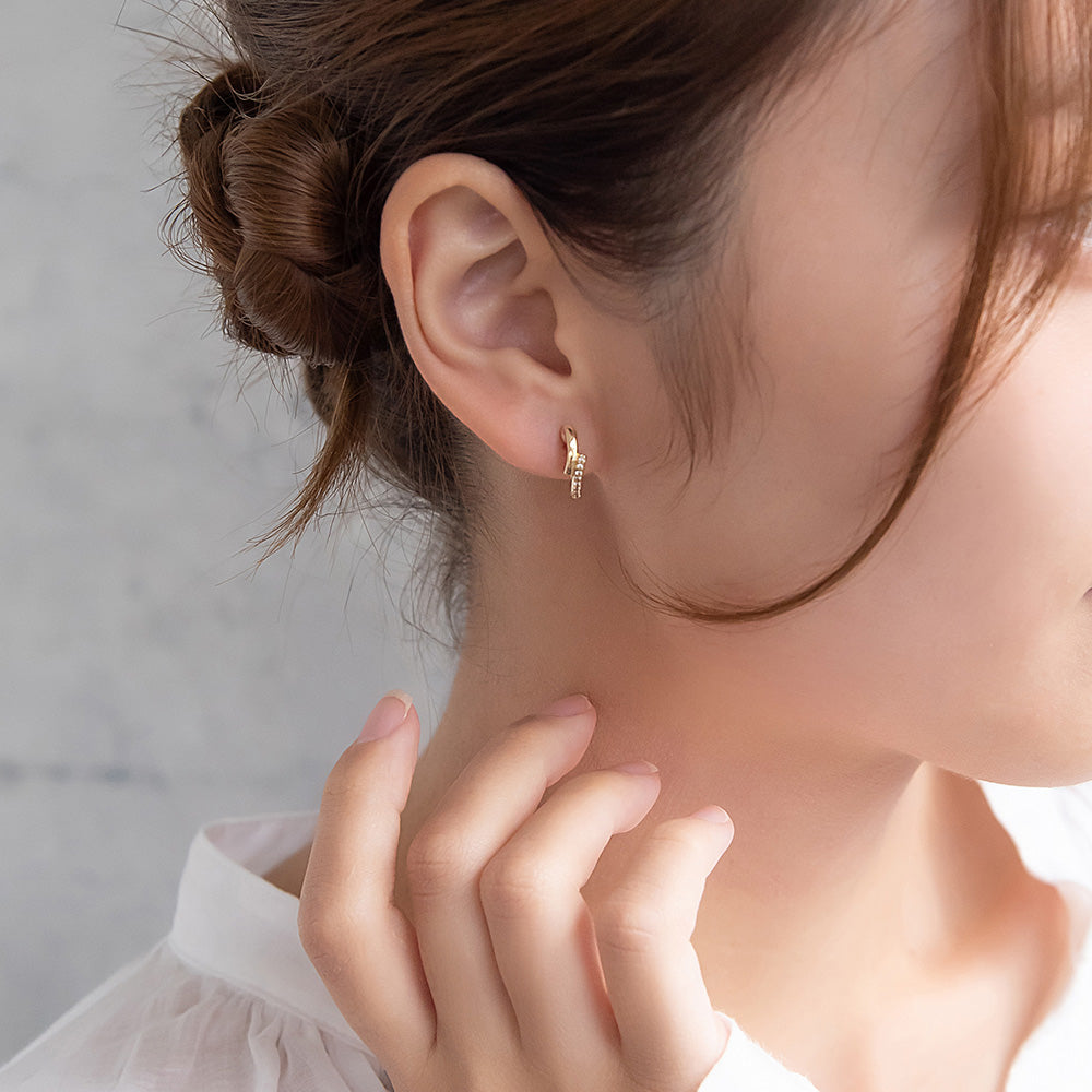 イヤリング ニッケルフリー キュービックジルコニア メタル ダブルライン ネジバネ式イヤリング