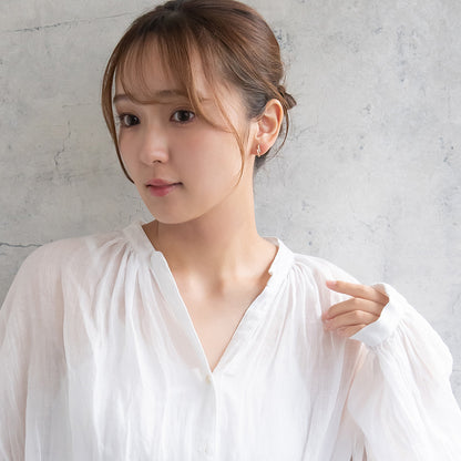 イヤリング ニッケルフリー キュービックジルコニア メタル ダブルライン ネジバネ式イヤリング