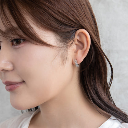 イヤリング ニッケルフリー キュービックジルコニア メタル ライン ネジバネ式イヤリング
