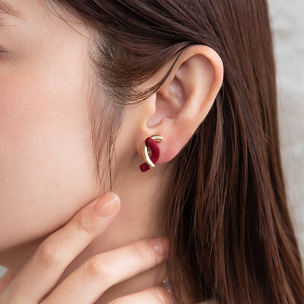 イヤリング ニッケルフリー メタル フロッキー カラー カーブ ライン クロス ネジバネ式イヤリング