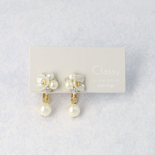 Classy イヤリング ニッケルフリー フラワー パール ネジバネ式イヤリング