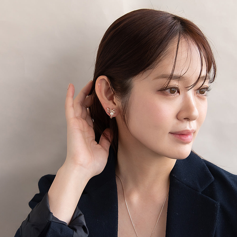 イヤリング ニッケルフリー ロゼシルバー リボン ネジバネ式イヤリング