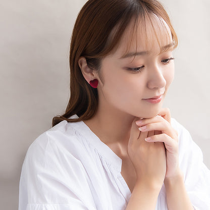 イヤリング ニッケルフリー ベロア ハート ネジバネ式イヤリング