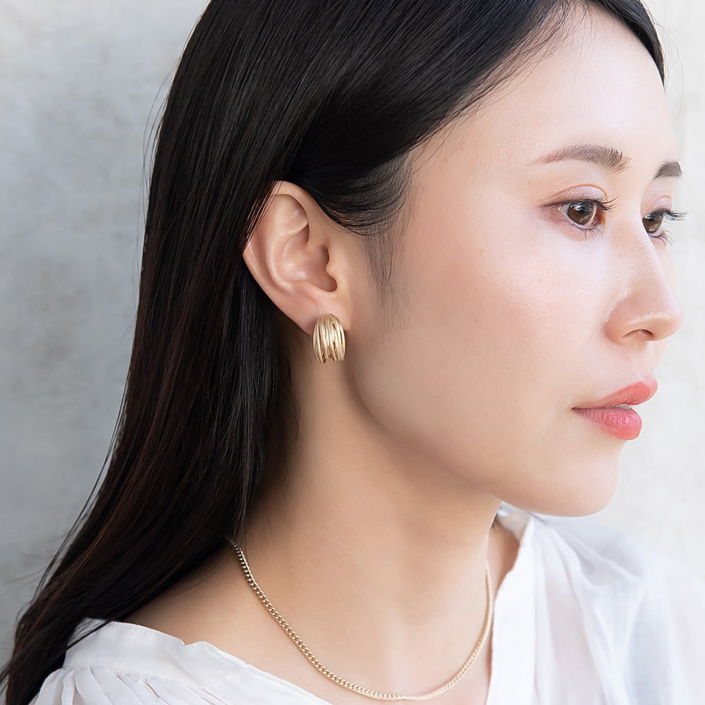 イヤリング ニッケルフリー sable gold メタル ランダム メニー ライン ネジバネ式イヤリング