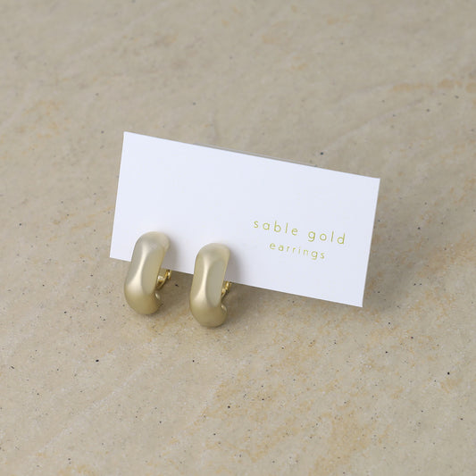 イヤリング ニッケルフリー sable gold メタル ハーフサークル カット ライン ネジバネ式イヤリング