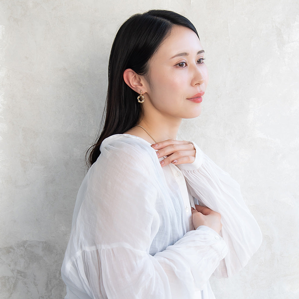 イヤリング ニッケルフリー sable gold メタル ツイスト リング ネジバネ式イヤリング