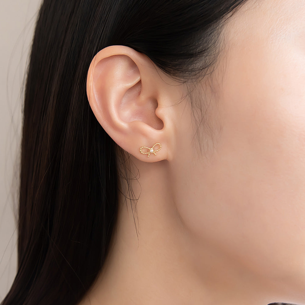 樹脂ピアス ニッケルフリー スケルトン 薔薇 リボン パール 6個セット スタッドピアス