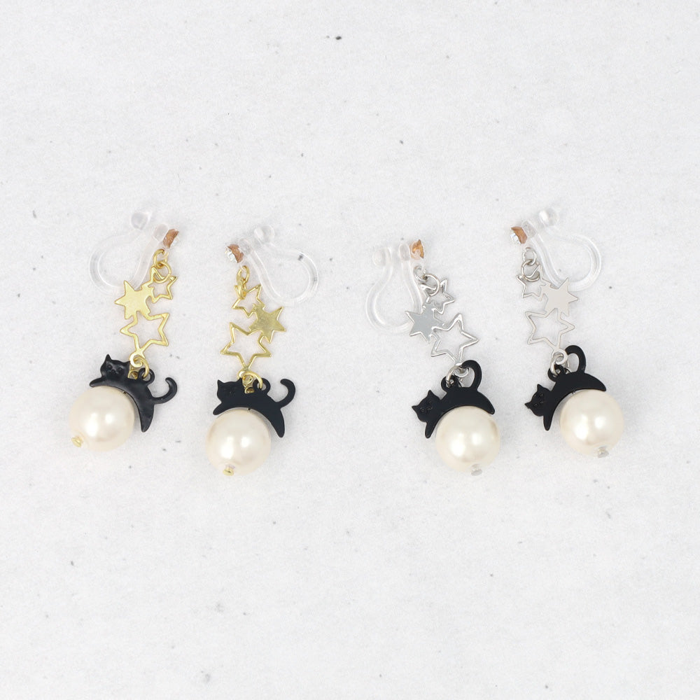 ノンホールピアス ニッケルフリー ネコと星 イヤリング 樹脂タイプ