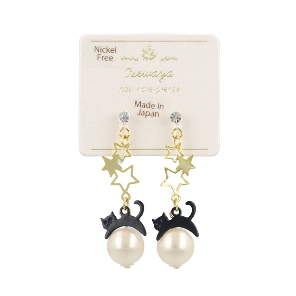 ノンホールピアス ニッケルフリー ネコと星 イヤリング 樹脂タイプ