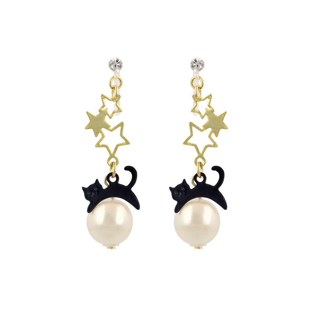 ノンホールピアス ニッケルフリー ネコと星 イヤリング 樹脂タイプ