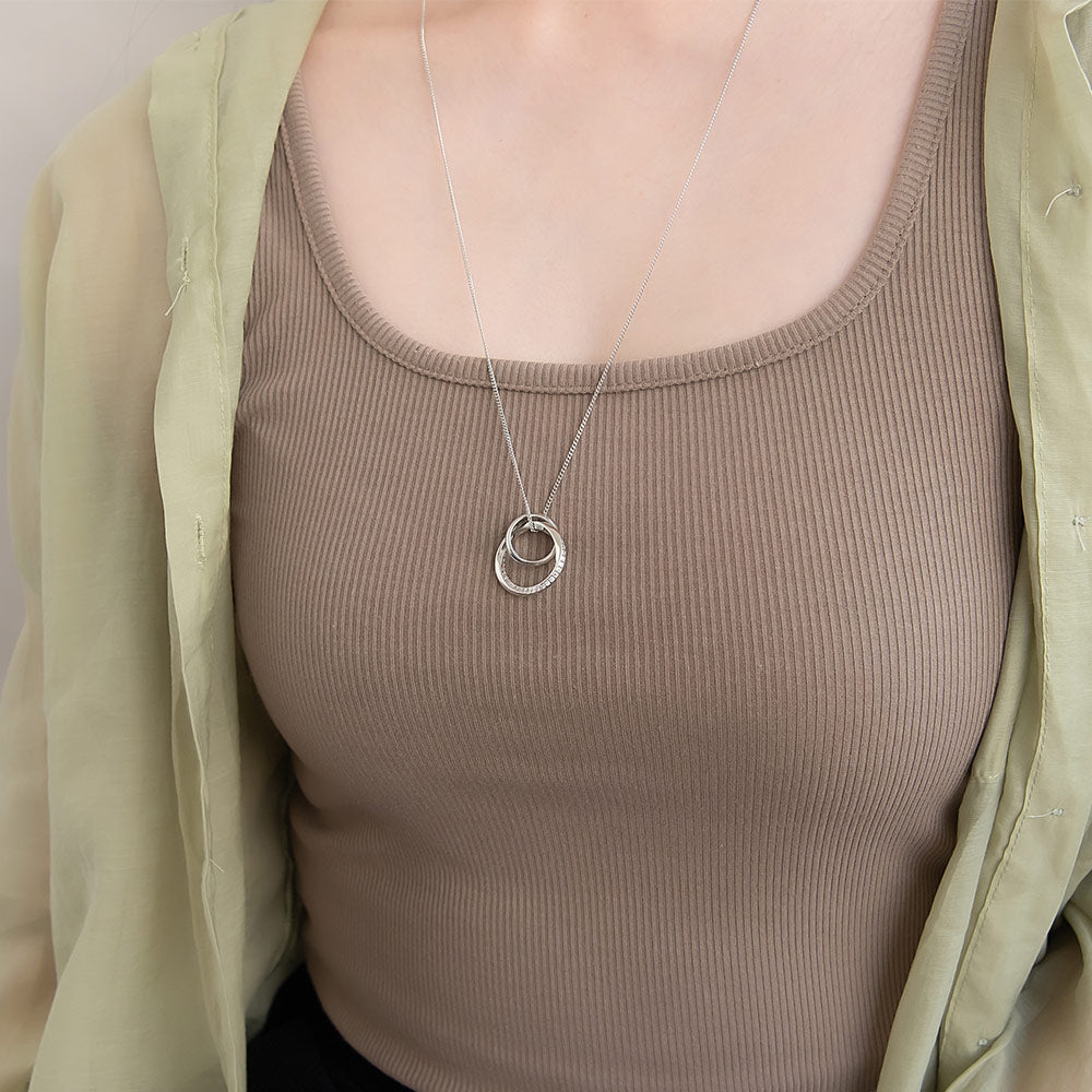 ネックレス ニッケルフリー メタル ダブル リング ツイスト キュービックジルコニア キヘイチェーン ペンダントネックレス