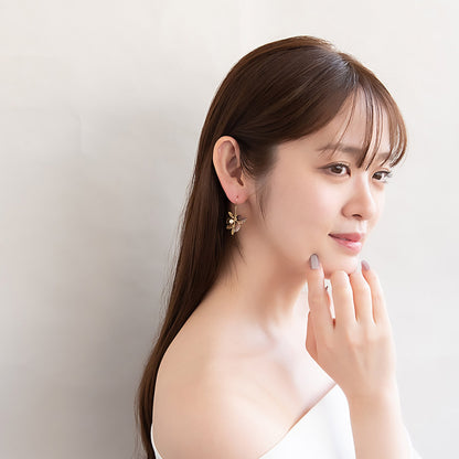 ピアス ニッケルフリー メタル 透かし フラワー 花 立体 パール バイカラー フックピアス