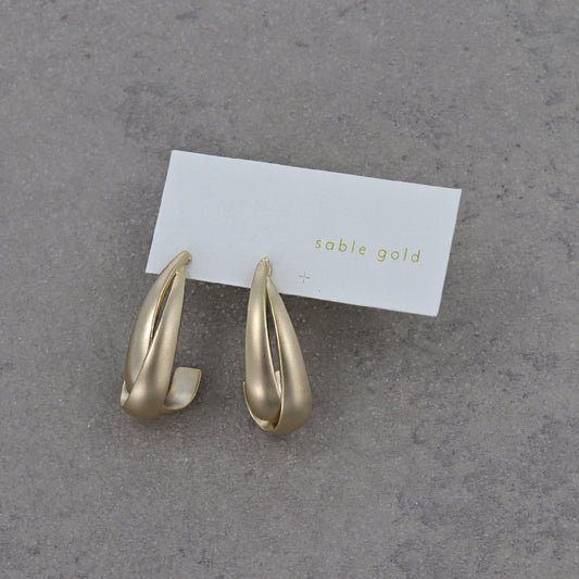 ピアス ニッケルフリー sable gold ダブル クロス ライン ドロップ ステンレスポスト J型 スタッドピアス