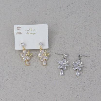 ピアス ニッケルフリー ビジュー フラワー バラフライ ステンレスポスト スタッドピアス