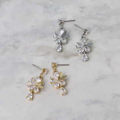 ピアス ニッケルフリー ビジュー フラワー バラフライ ステンレスポスト スタッドピアス