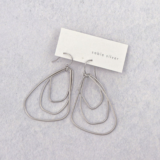 ピアス ニッケルフリー sable silver メタル トリプル レイヤード マルチ 変形 ドロップ フックピアス