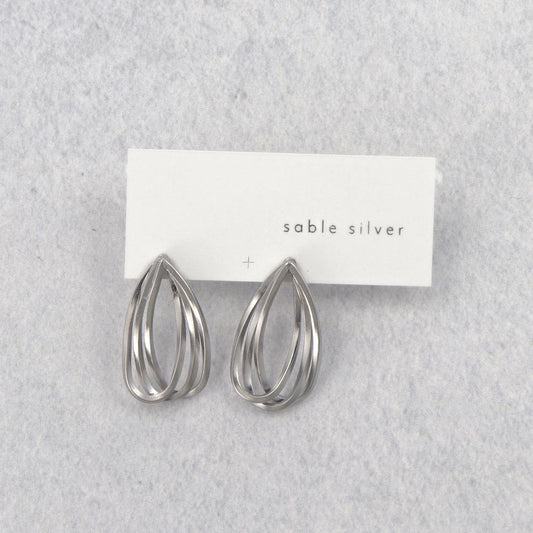 ピアス ニッケルフリー sable silver メタル トリプル レイヤード ドロップ クロス ライン スタッドピアス