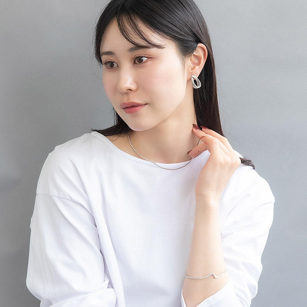 ピアス ニッケルフリー sable silver メタル トリプル レイヤード ドロップ クロス ライン スタッドピアス