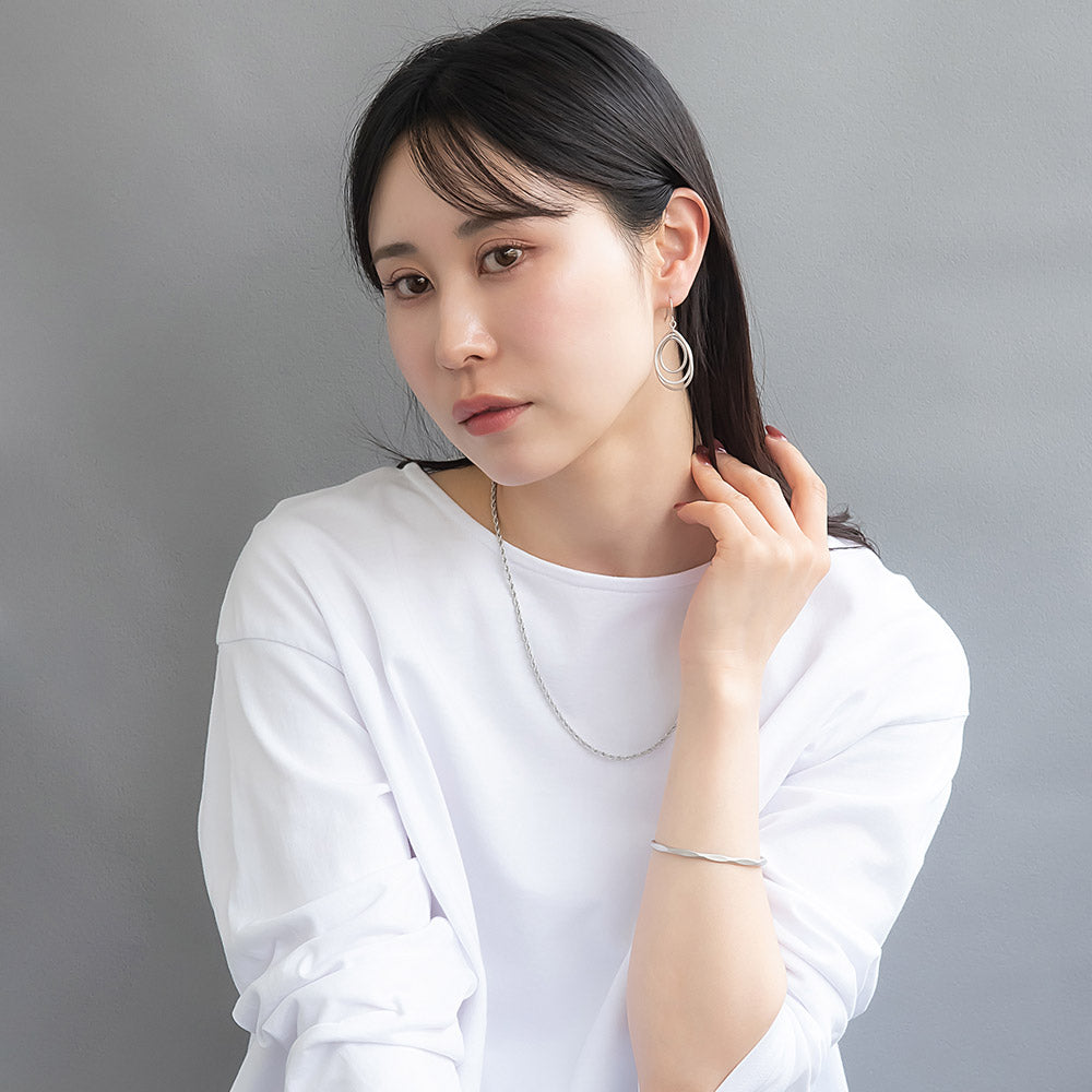 ピアス ニッケルフリー sable silver メタル トリプル ドロップ 梨地 フックピアス