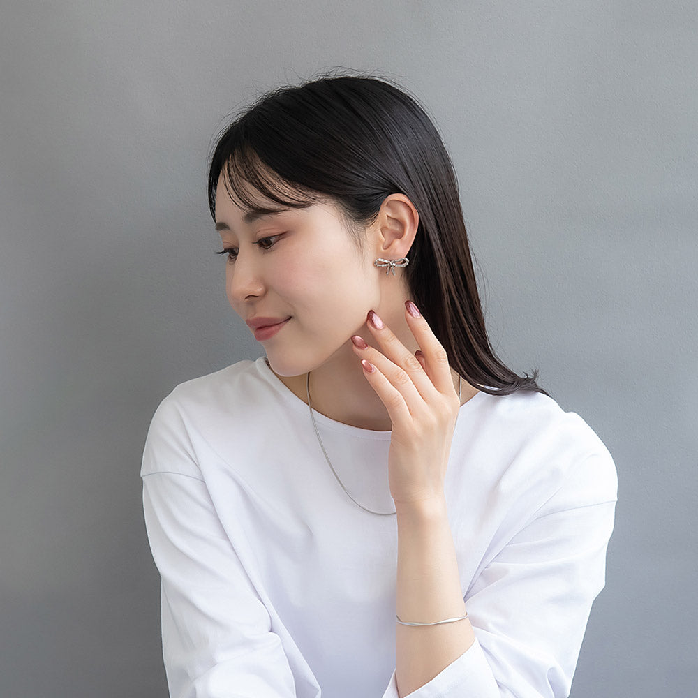 ピアス ニッケルフリー sable silver メタル スクエア ビーズ リボン スタッドピアス