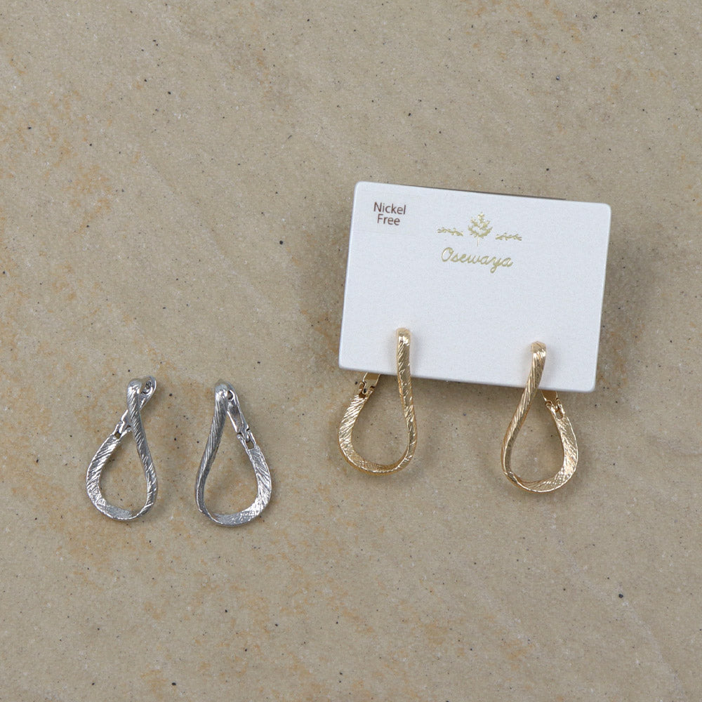 ピアス ニッケルフリー メタル スリム ライン テクスチャー ドロップ ワンタッチ フープピアス