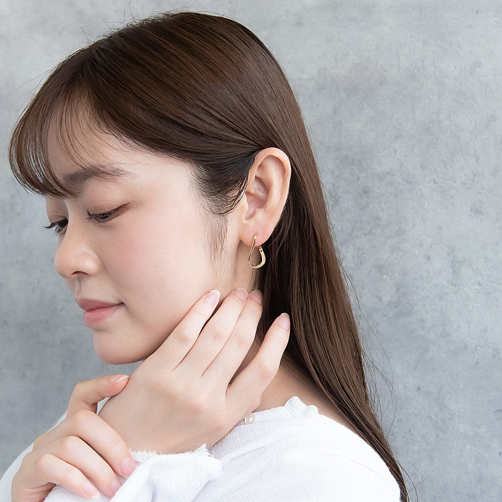 ピアス ニッケルフリー メタル スリム ライン テクスチャー ドロップ ワンタッチ フープピアス
