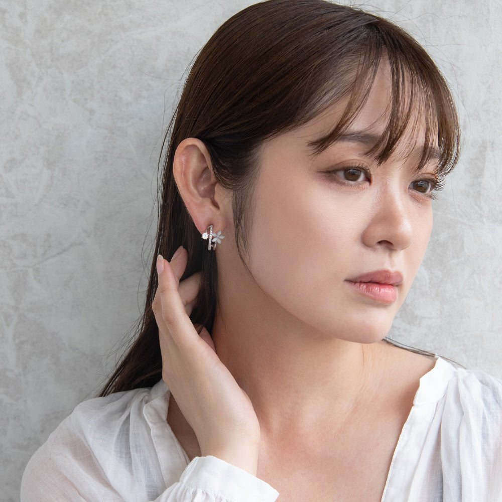 ピアス ニッケルフリー メタル キュービックジルコニア 合成キャッツアイ フラワー チタンポスト C型 スタッドピアス