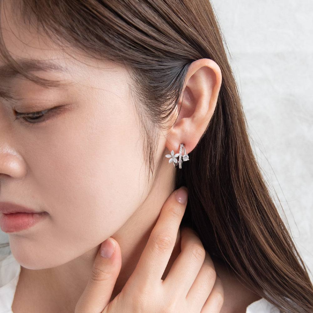 ピアス ニッケルフリー メタル キュービックジルコニア 合成キャッツアイ フラワー チタンポスト C型 スタッドピアス