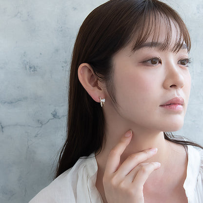 ピアス ニッケルフリー メタル キュービックジルコニア ハート ダブル ライン J チタンポスト C型 スタッドピアス