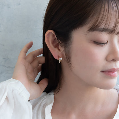 ピアス ニッケルフリー メタル キュービックジルコニア ハート ダブル ライン J チタンポスト C型 スタッドピアス