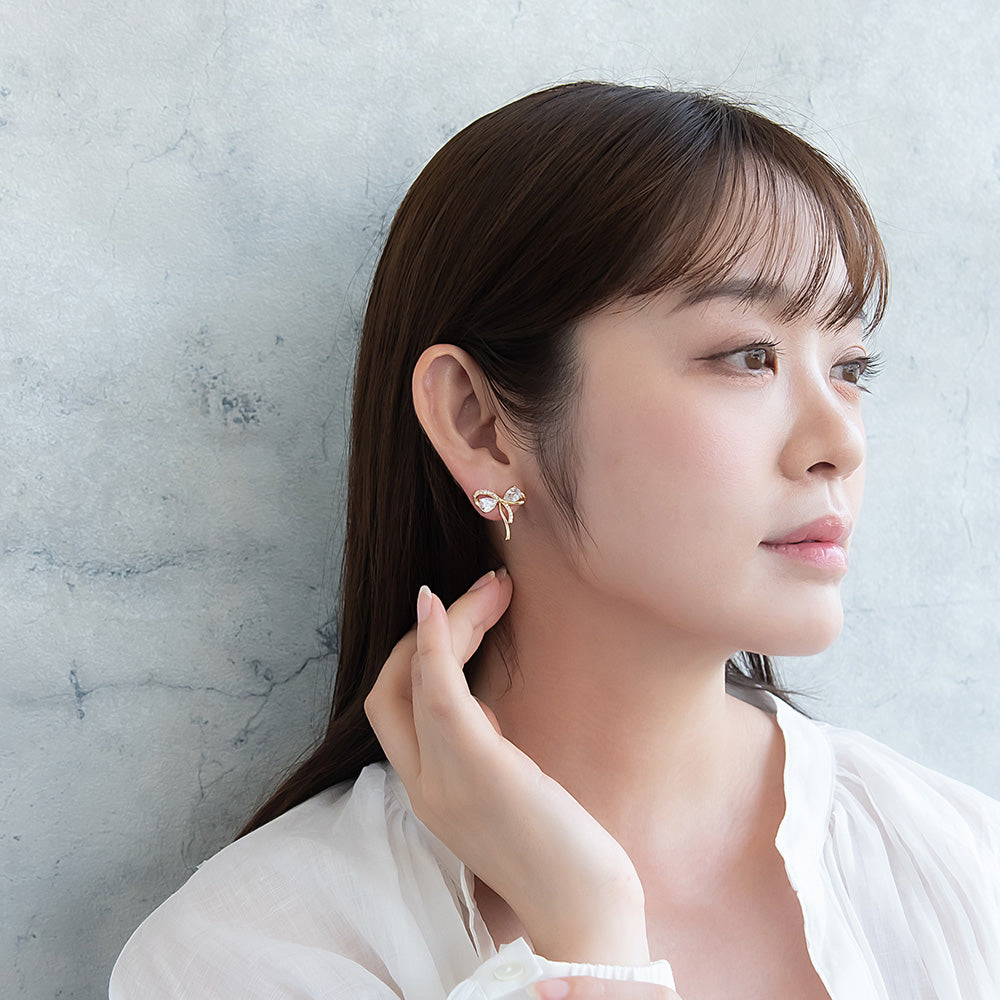 ピアス ニッケルフリー メタル キュービックジルコニア ドロップ リボン チタンポスト スタッドピアス