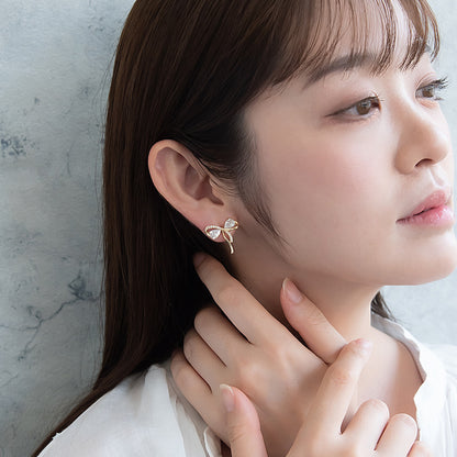 ピアス ニッケルフリー メタル キュービックジルコニア ドロップ リボン チタンポスト スタッドピアス