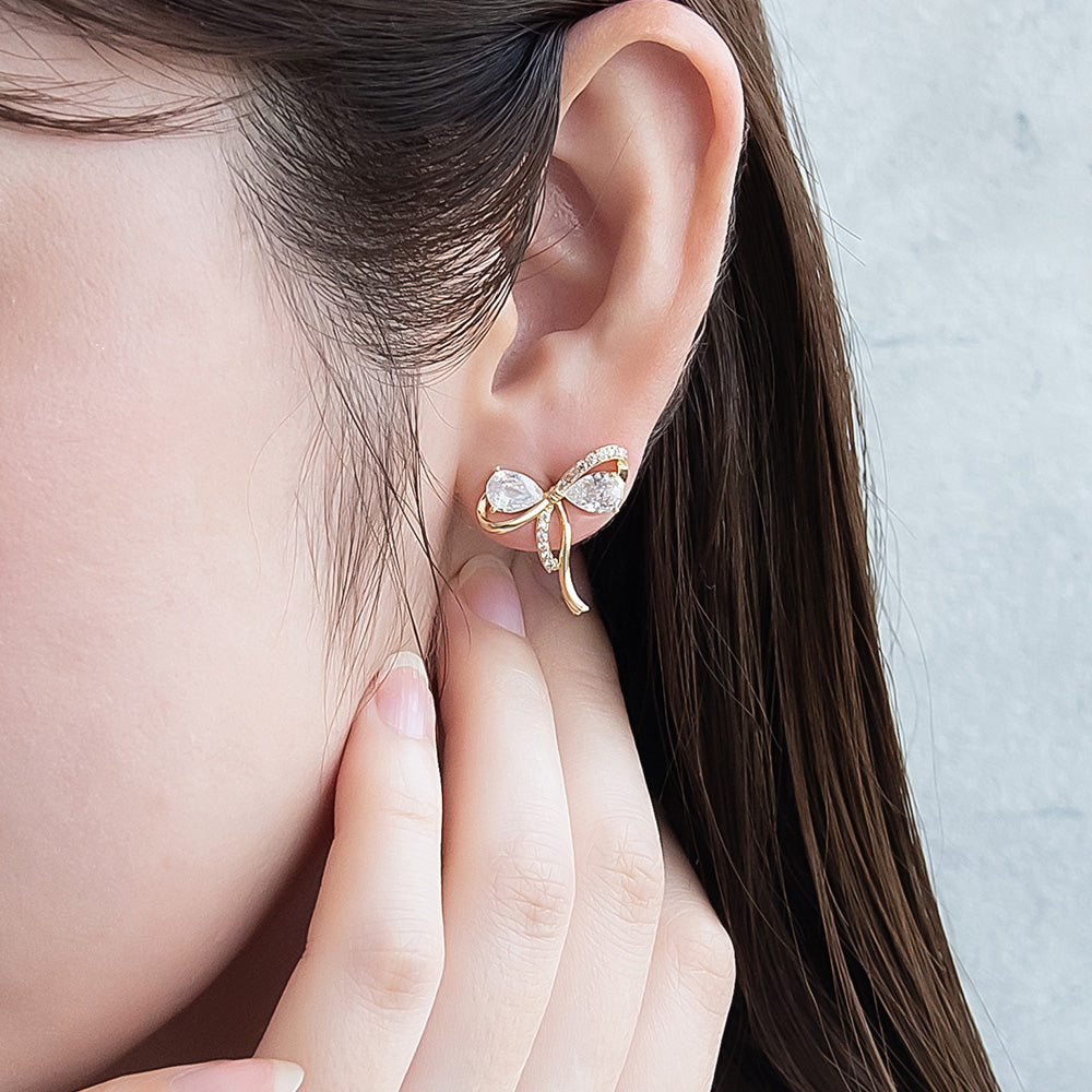 ピアス ニッケルフリー メタル キュービックジルコニア ドロップ リボン チタンポスト スタッドピアス